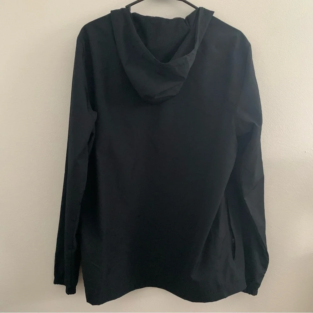 Under Armour Men's Black Windbreaker